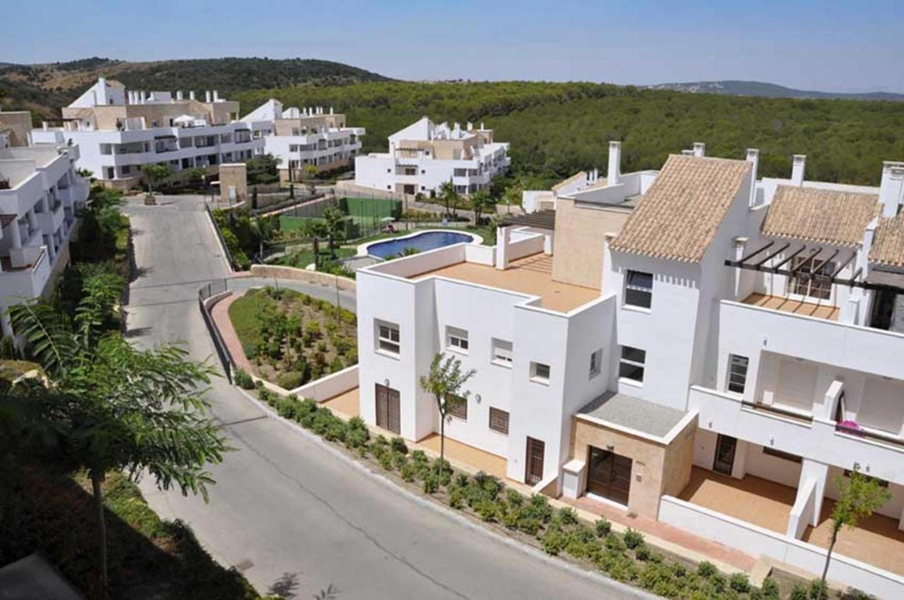 2127-Superb 2 Bedrooms , Lovely Terraces And Pool San Roque  Exterior photo