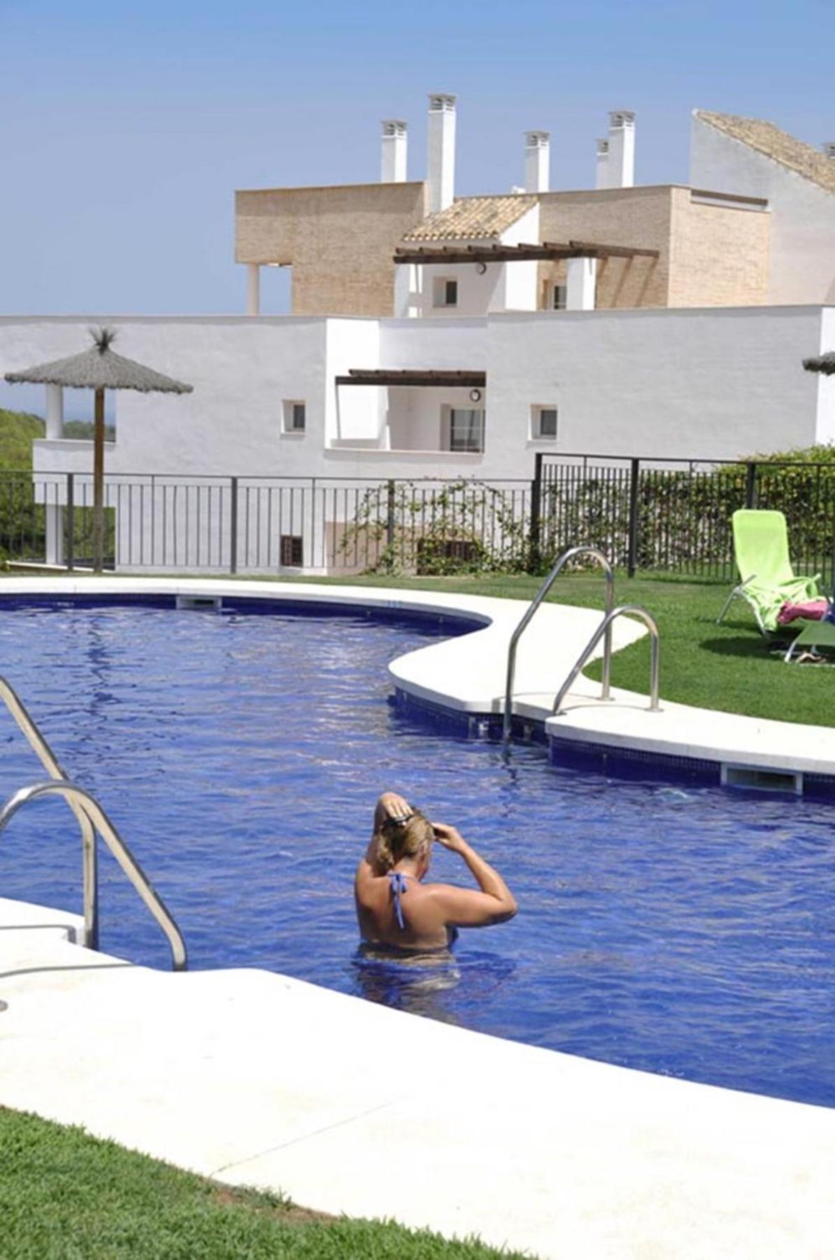 2127-Superb 2 Bedrooms , Lovely Terraces And Pool San Roque  Exterior photo